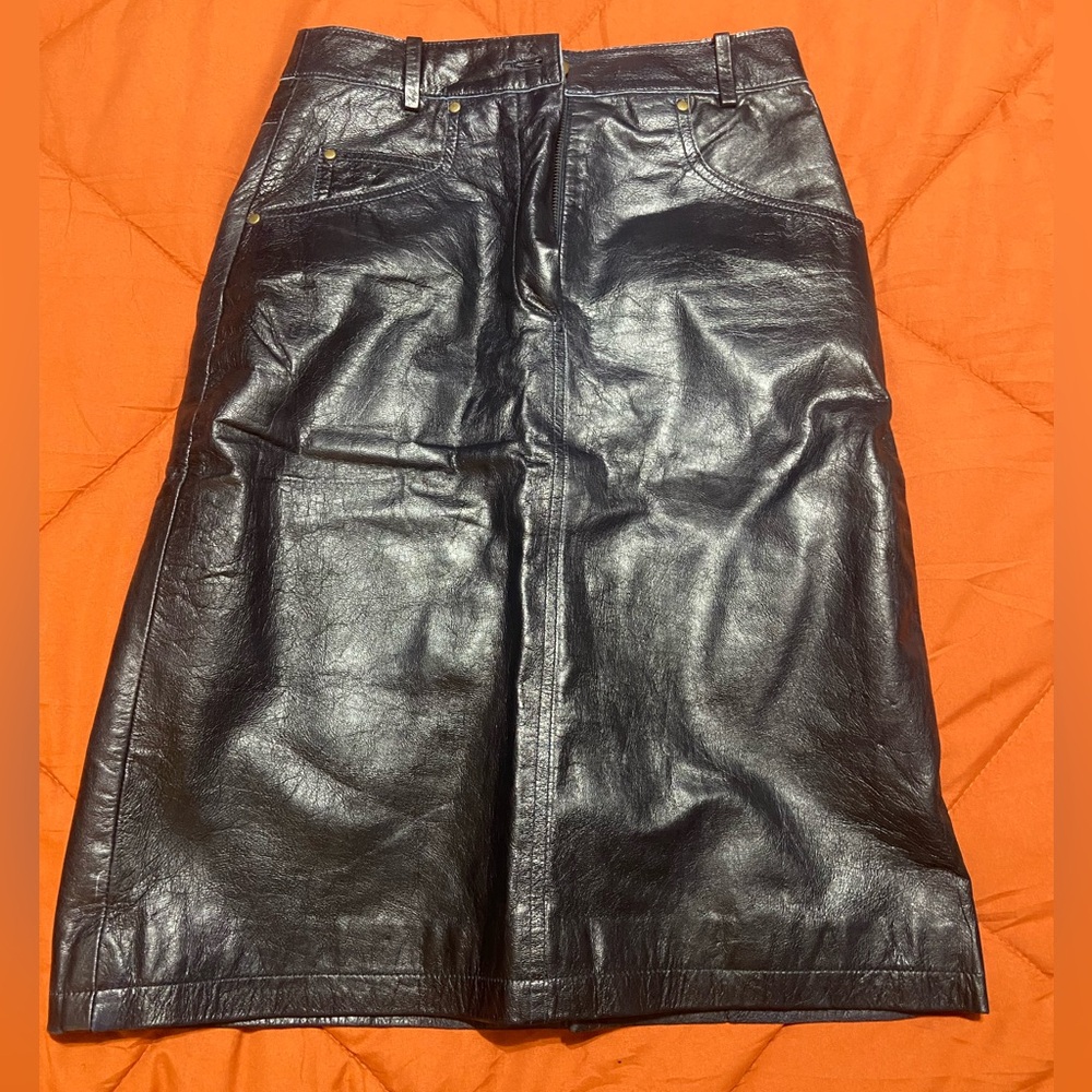 5 pocket leather skirt
